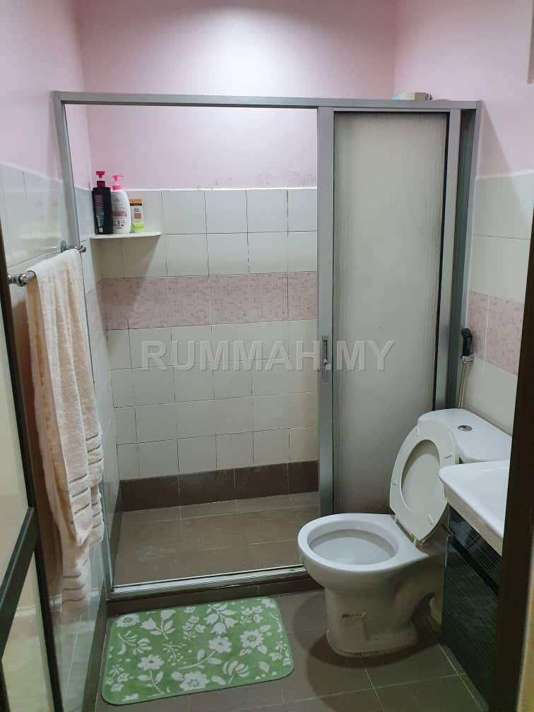 3-bedroom condo in Relau, Penang for sale - Desa Alor Vista with renovated