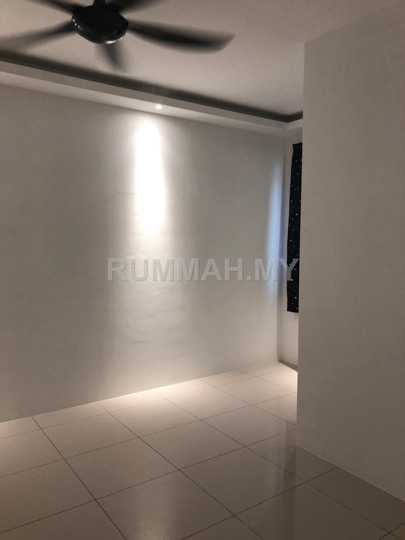 condo in Sungai Ara, Penang — photo 2