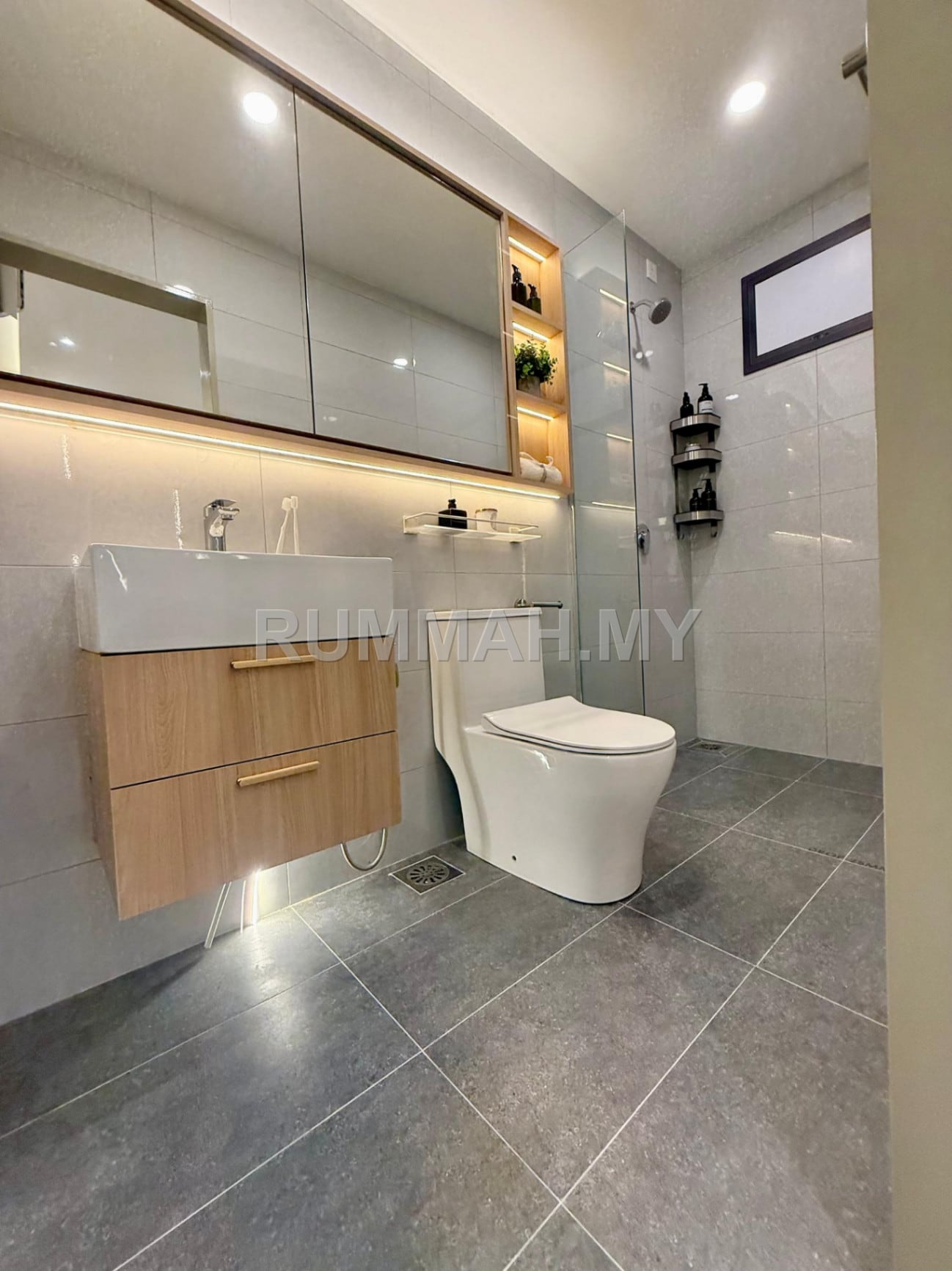 condo in Gelugor, Penang — photo 2