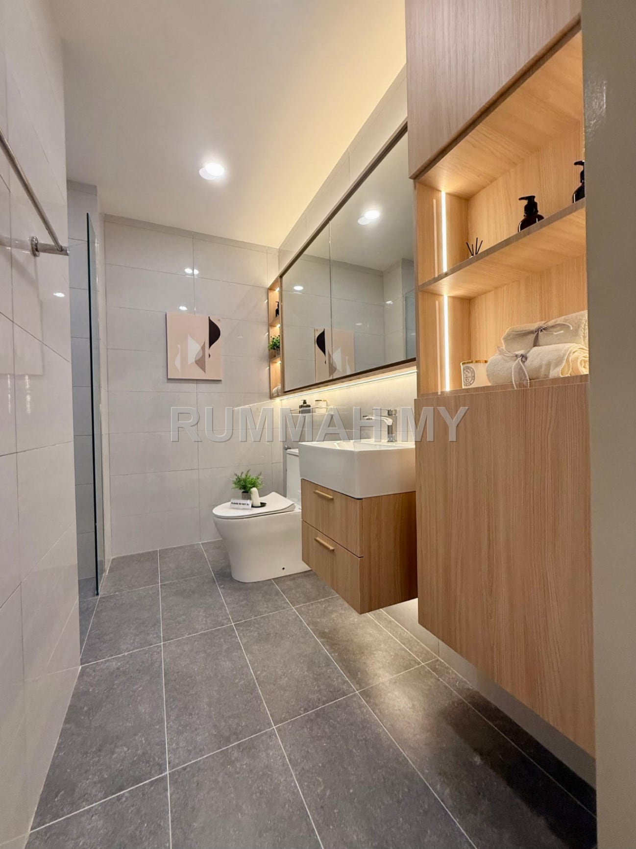 condo in Gelugor, Penang — photo 3