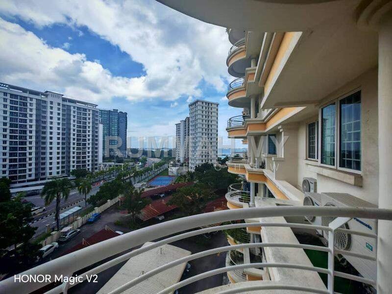 3-bedroom condo in Bayan Lepas, Penang for sale - Gold Coast Resort Condo Low Floor Face Summerton 1100sf 1CP Fully Reno & Furnished Bayan Lepas