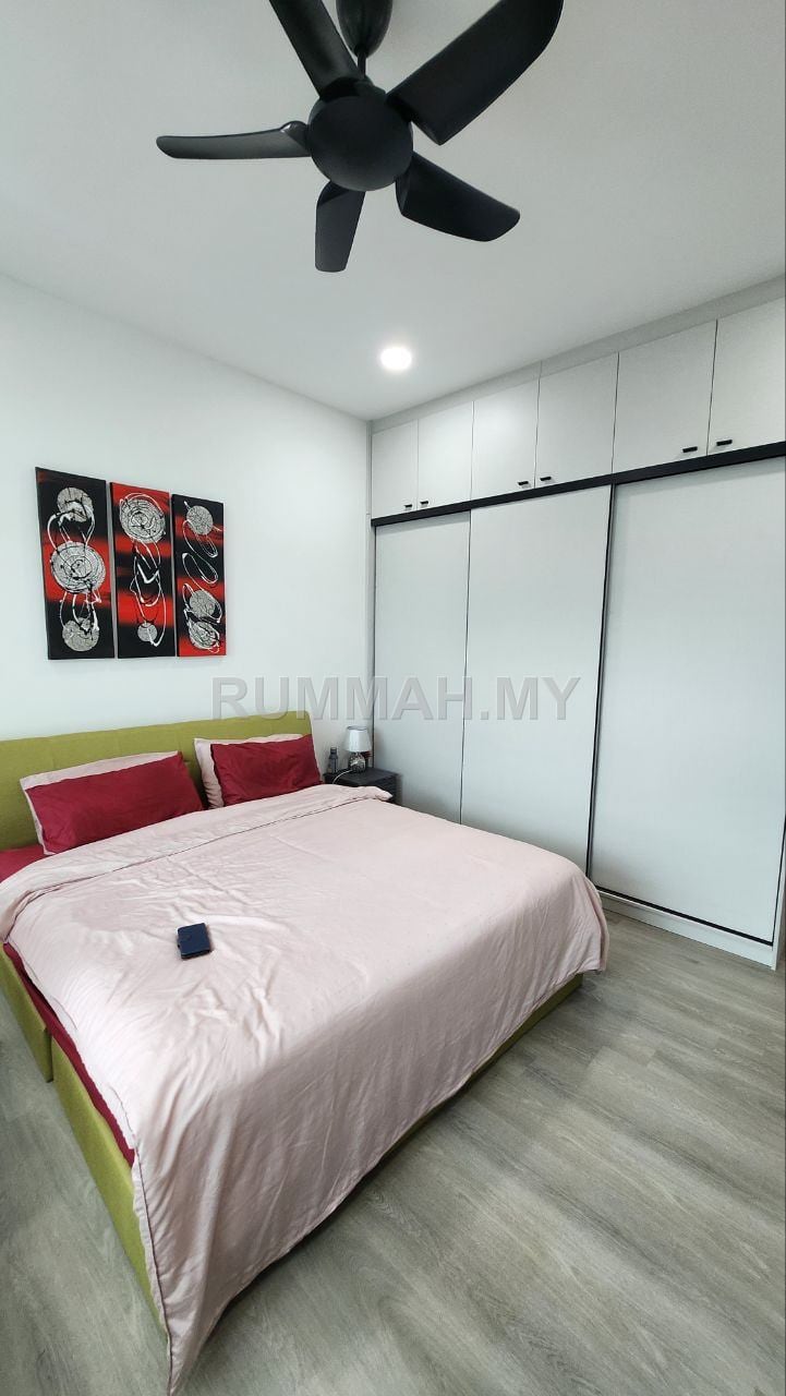 condo in Batu Ferringhi, Penang — photo 6