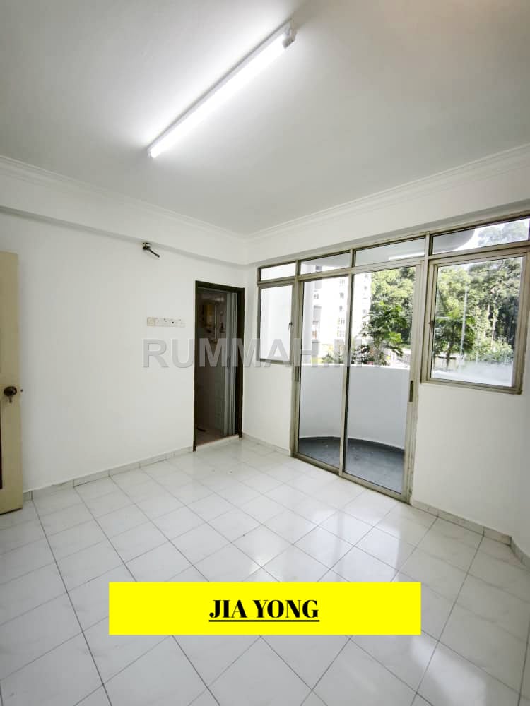 3-bedroom condo in Gelugor, Penang for sale - Taman jade view 2 carparks freehold gelugor bukit gambier