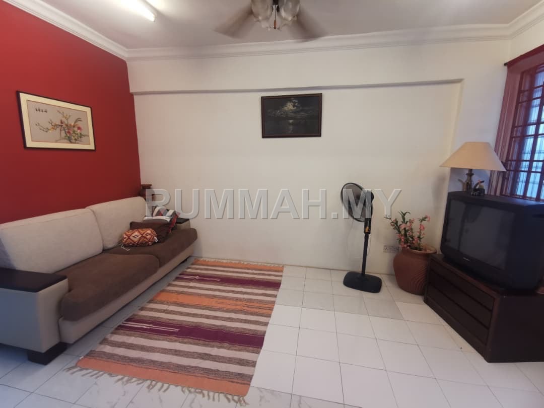 2-bedroom condo in Jelutong, Penang for rent - KRYSTAL HEIGHT