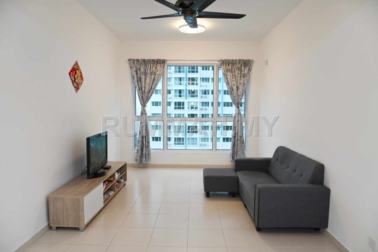 3-bedroom condo in Tanjung Tokong, Penang for sale - I-Santorini Condominium, Tanjung Tokong For Sale