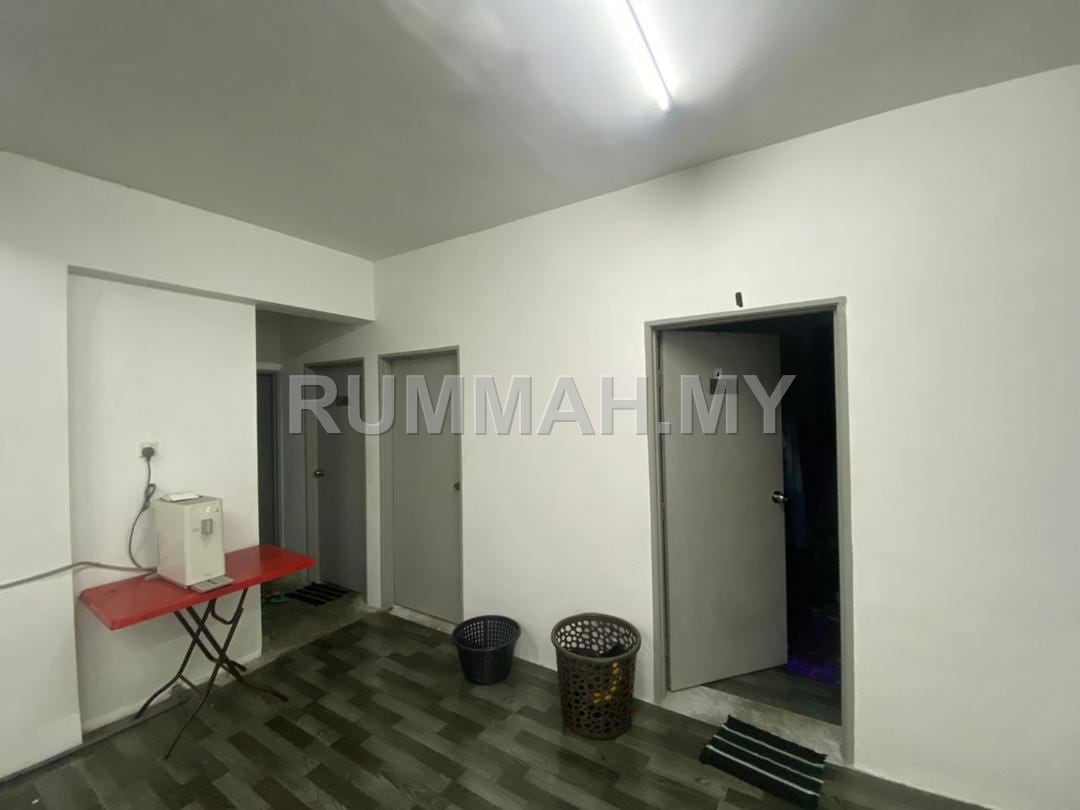 condo in Kepala Batas, Pulau Pinang — photo 4