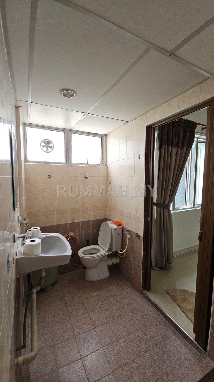 condo in Bayan Lepas, Penang — photo 5