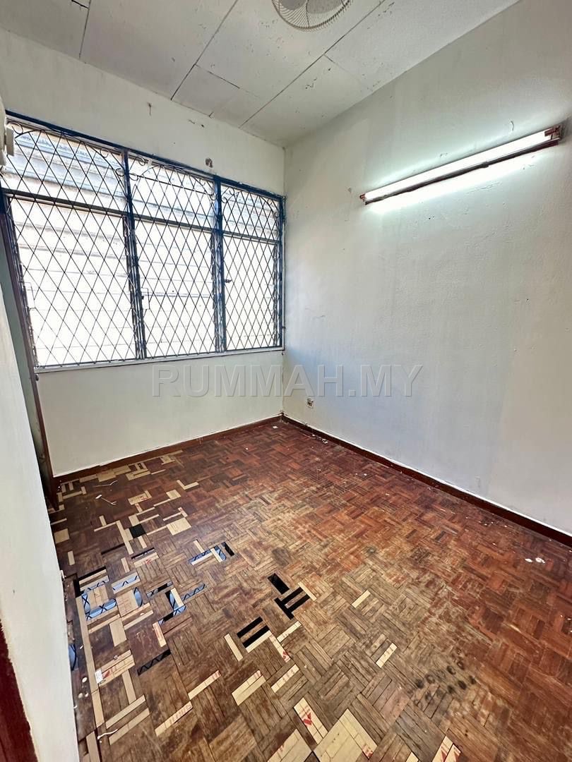 house in Perai, Penang — photo 3