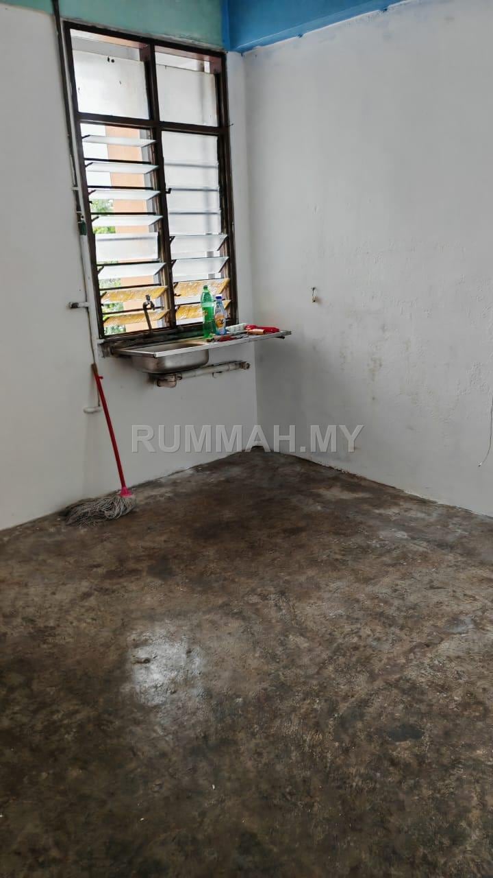 condo in Gelugor, Penang — photo 3