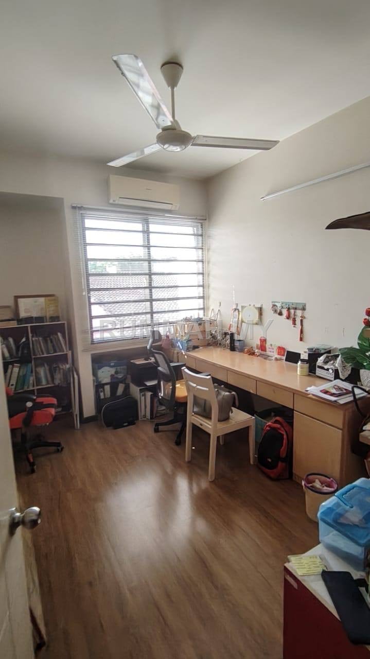 house in Gelugor, Penang — photo 4