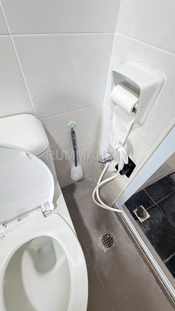 condo in Jelutong, Penang — photo 3