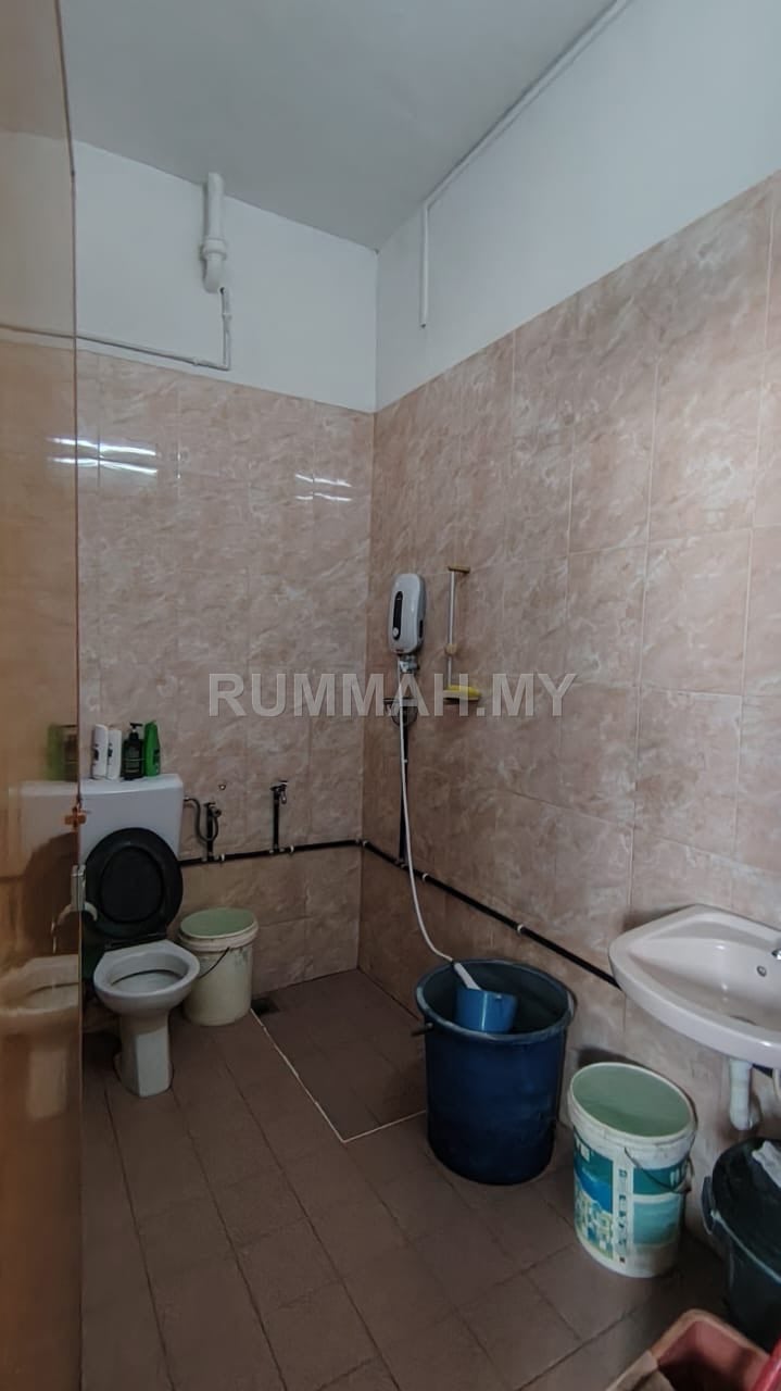house in Jelutong, Penang — photo 7