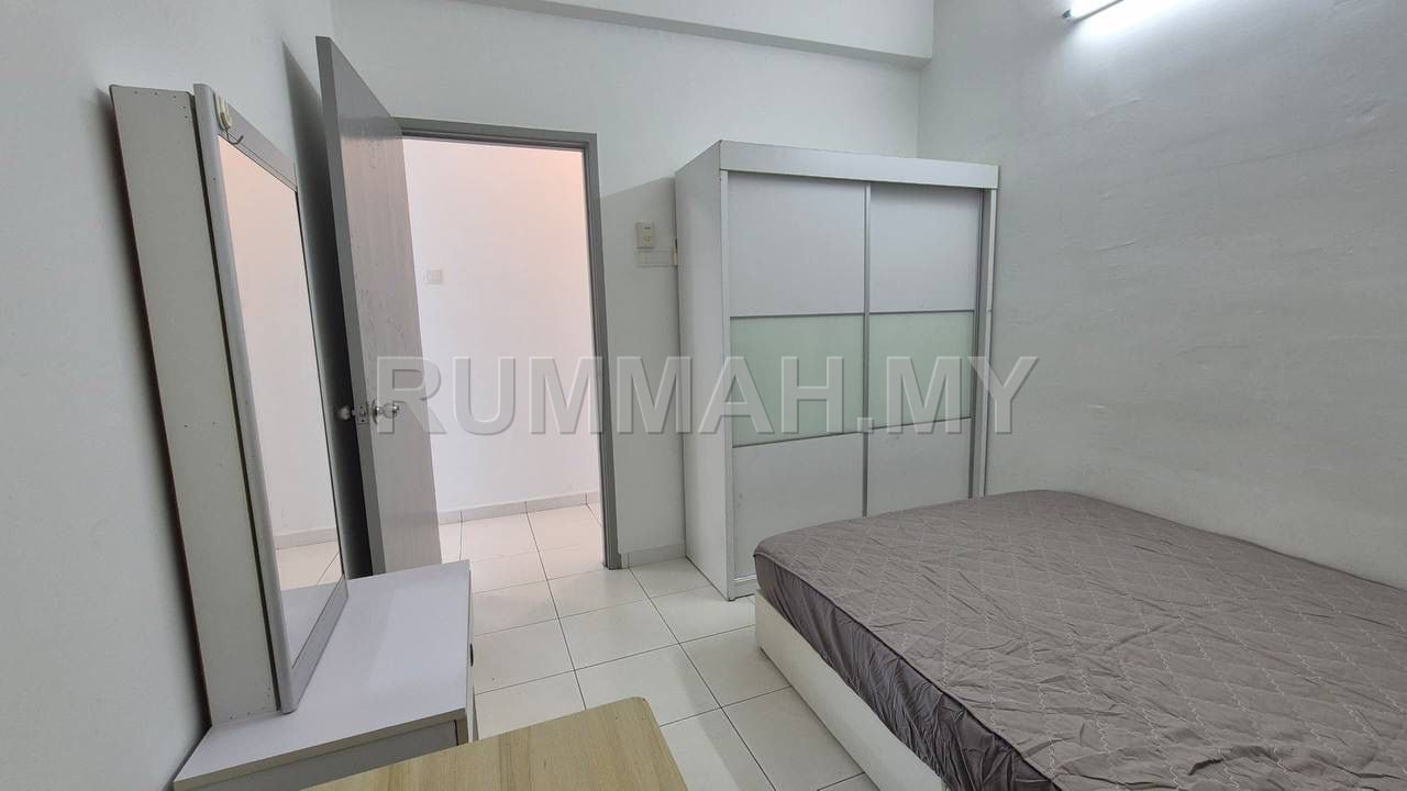 condo in Relau, Penang — photo 7