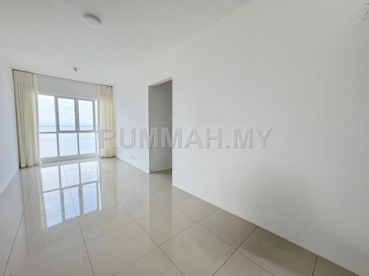 3-bedroom condo in Gelugor, Penang for sale - Condo for Sale @ The Zen, Gelugor | Seaview