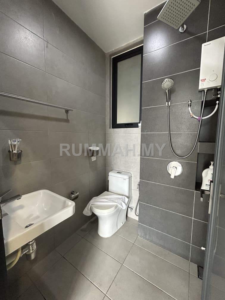 condo in Jelutong, Penang — photo 2