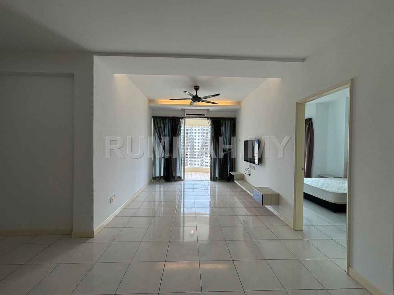 3-bedroom condo in Bayan Lepas, Penang for rent - Gold Coast @ Bayan Lepas [ FOR RENT] 