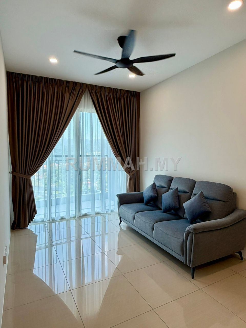 3-bedroom condo in Gelugor, Penang for rent - Zen 6 @ Bayan Lepas [ FOR RENT] 
