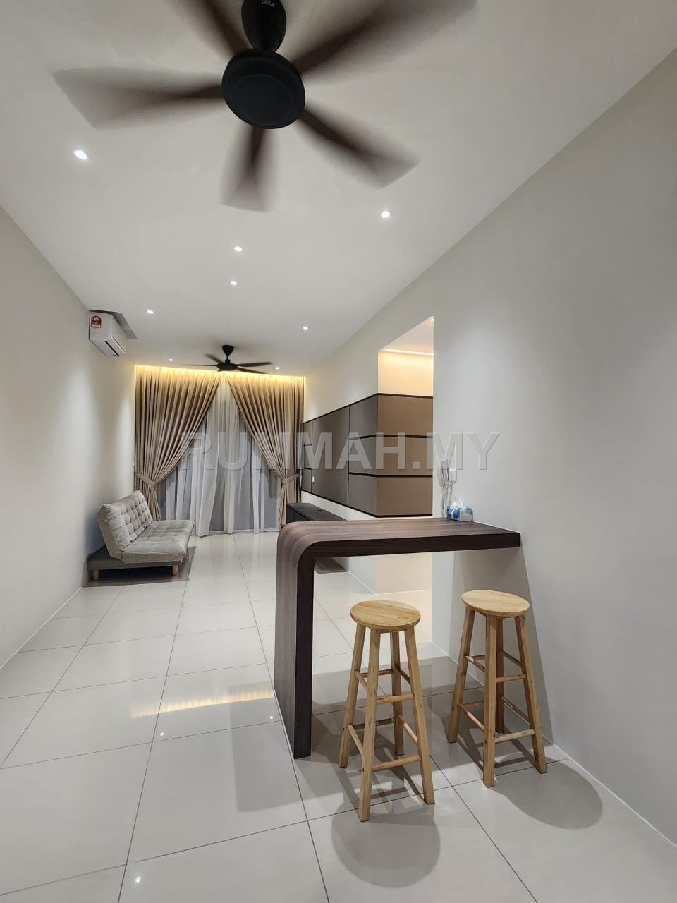 3-bedroom condo in Gelugor, Penang for rent - Zen 6 Seaview Unit @ Bayan Lepas [ FOR RENT] 