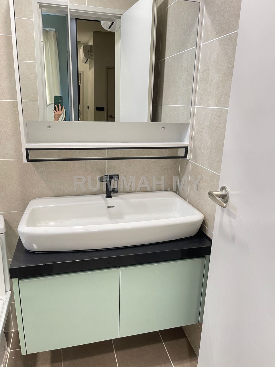 condo in Batu Maung, Penang — photo 4