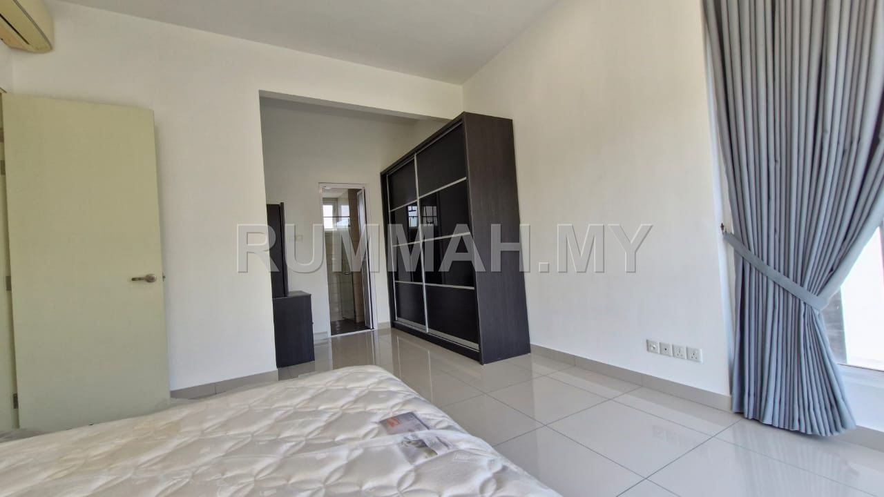 condo in Batu Maung, Penang — photo 6