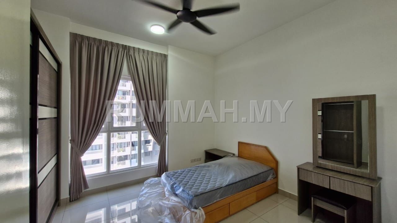 condo in Batu Maung, Penang — photo 7