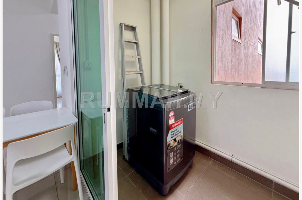 condo in Jelutong, Penang — photo 4
