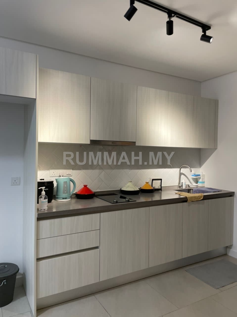 condo in Gelugor, Penang — photo 3