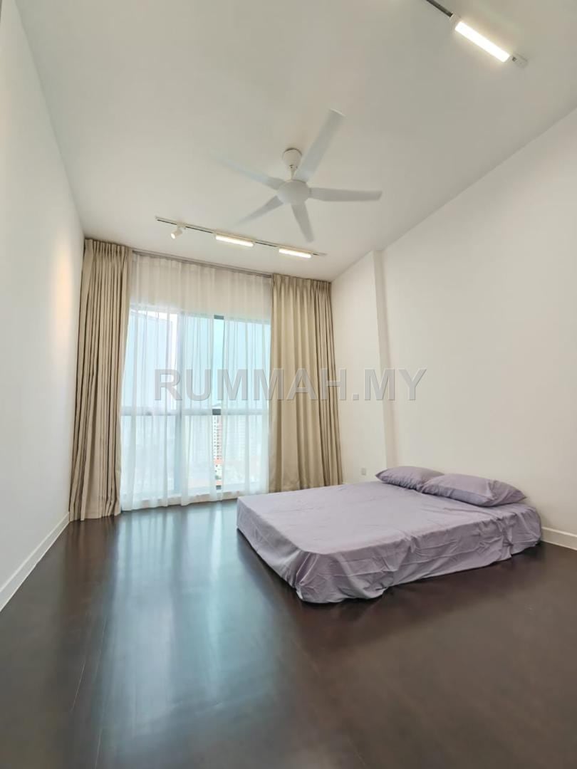condo in Gelugor, Penang — photo 4