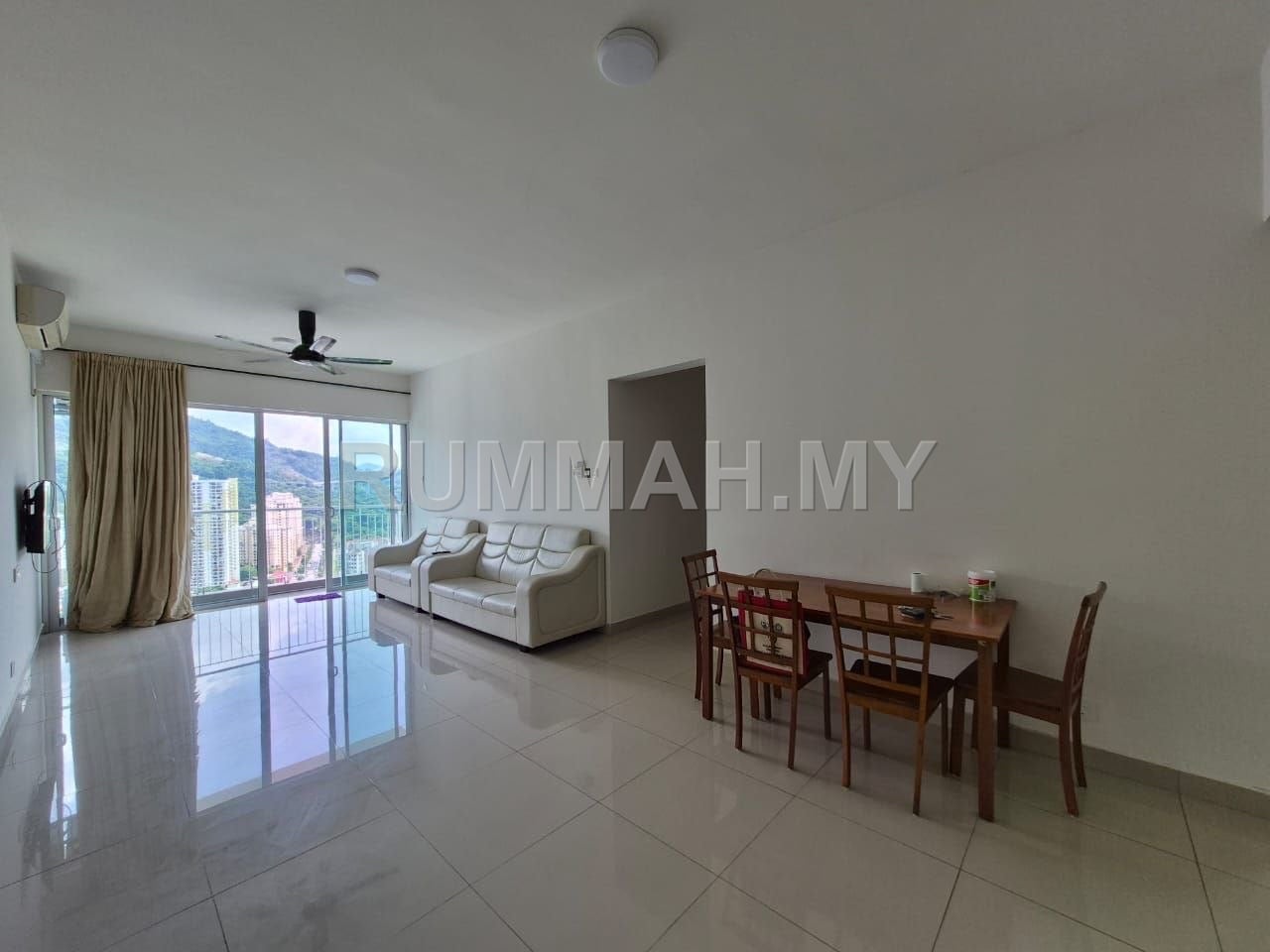 3-bedroom condo in Sungai Ara, Penang for rent - Gardens Ville @ Sungai Ara, High Floor