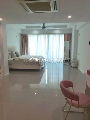 condo in Batu Uban, Penang — photo 5