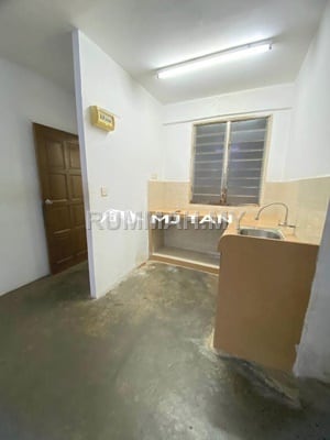 3-bedroom condo in Jelutong, Penang for sale - Condo for Sale @ Sri Wangsa 1, Jelutong | Low Floor