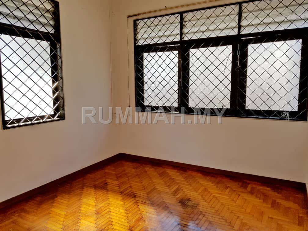 house in Tanjung Tokong, Penang — photo 6