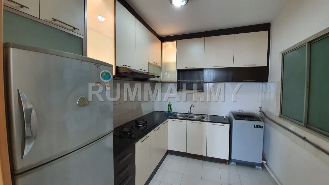 3-bedroom condo in Jelutong, Penang for rent - Symphony Park, Jelutong | Partially Furnished