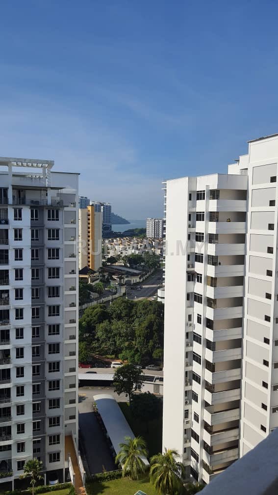 3-bedroom condo in Bayan Lepas, Penang for sale - Putra Place @ Bayan Lepas,  1CarPark