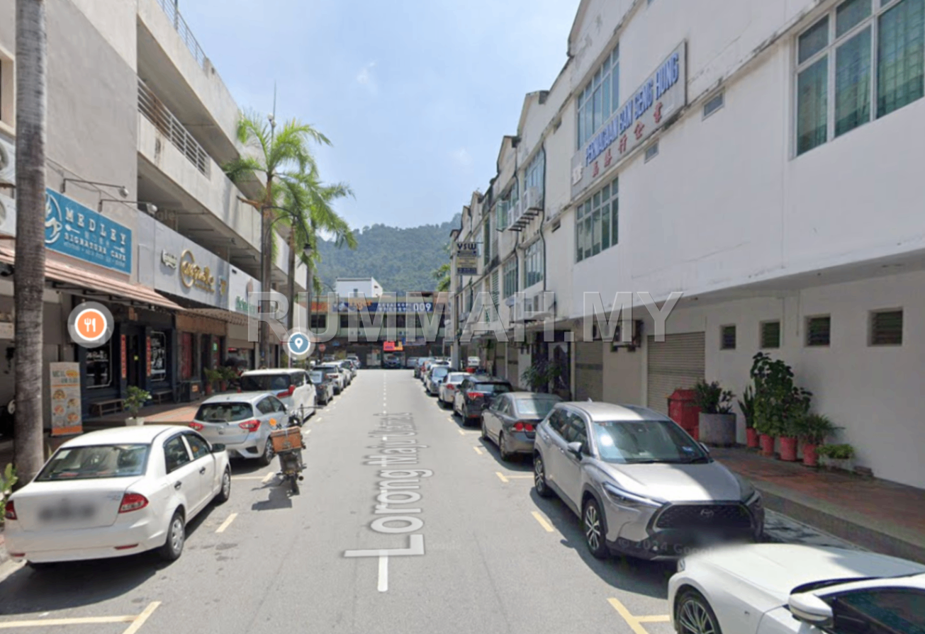 commercial in Bukit Mertajam, Penang for sale - Facing Main Road 3-Storey Shoplot for Sale @ Jalan Kulim, Bukit Mertajam | 3 Storey
