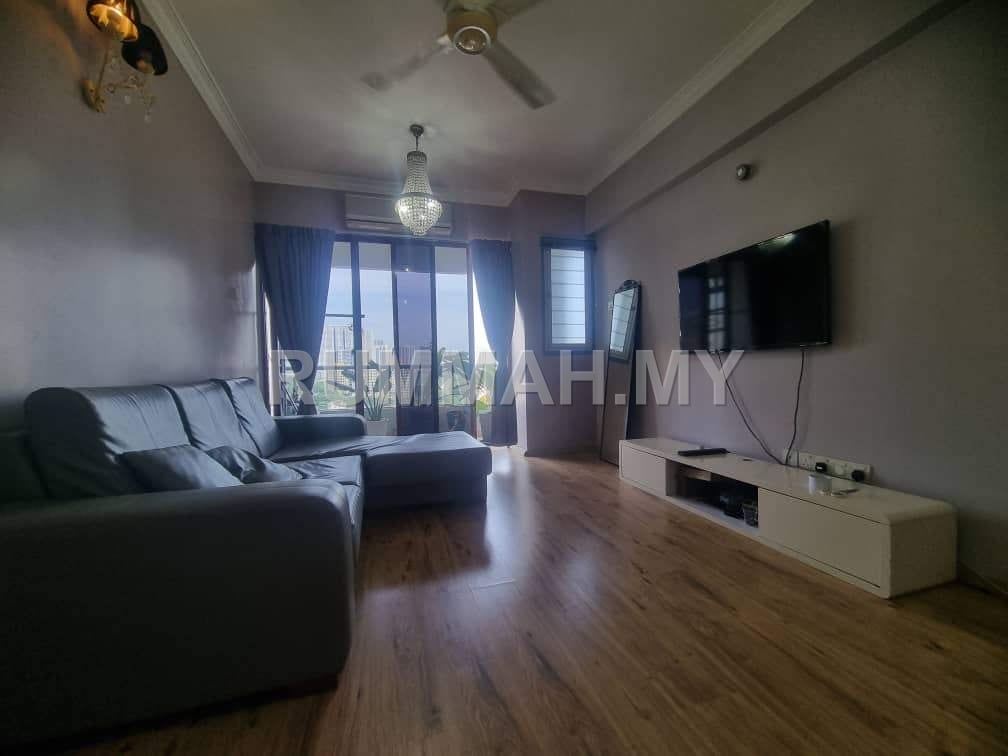 3-bedroom condo in Tanjung Tokong, Penang for sale - Marina Bay High Floor Unblock View 2 Car Park 