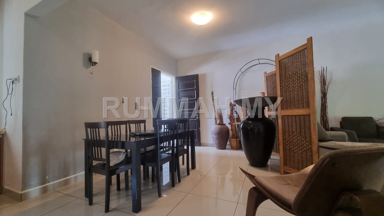 3-bedroom condo in Tanjung Bungah, Penang for sale - Surin Tanjung Bungah ; Best Buy Unit ; 2 Car Park 