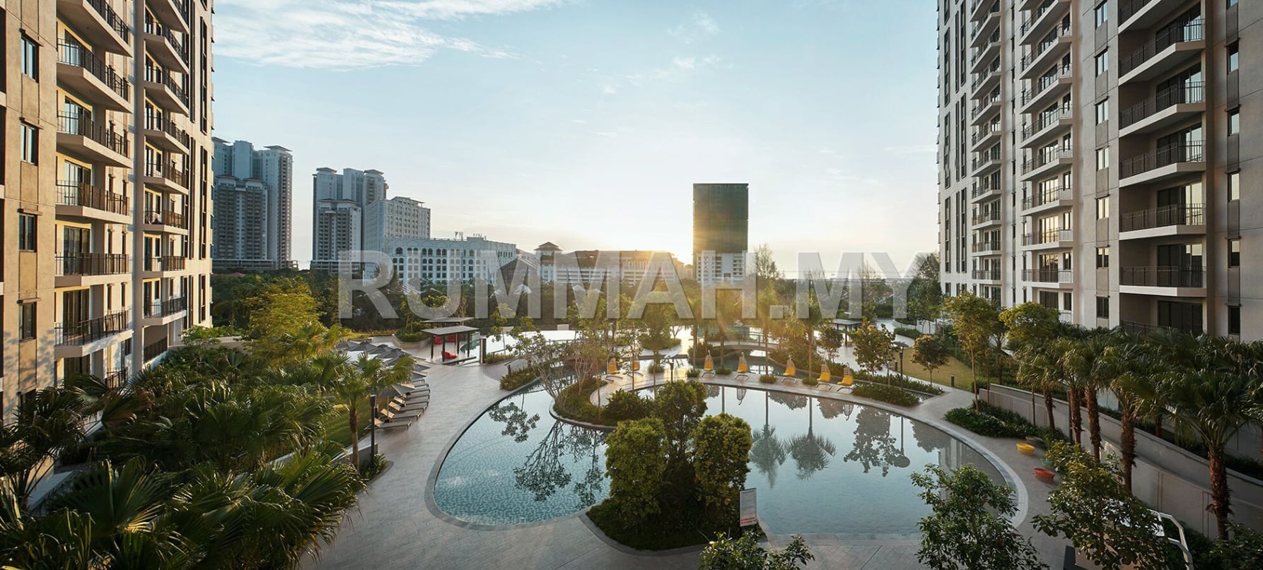 3-bedroom condo in Tanjung Tokong, Penang for sale - The Tamarind Condo @ Tanjung Tokong | High Floor | Fully Renovated & Furnished | RM840K 