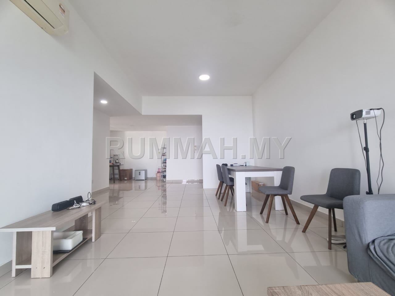 3-bedroom condo in Tanjung Tokong, Penang for sale - Skyridge Garden Tanjung Tokong ; High Floor Gurney View 