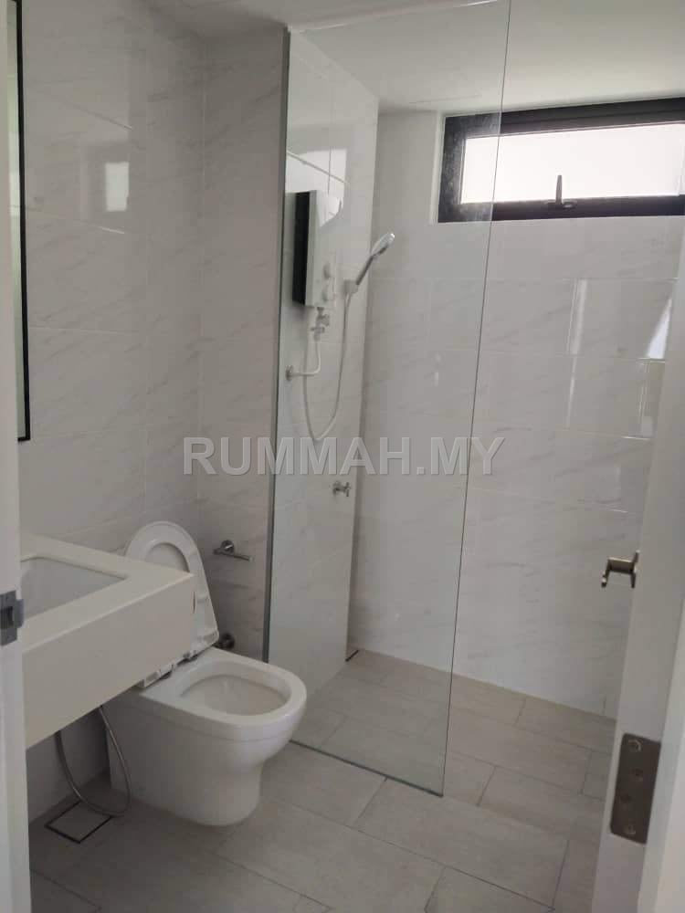 condo in Batu Kawan, Penang — photo 6