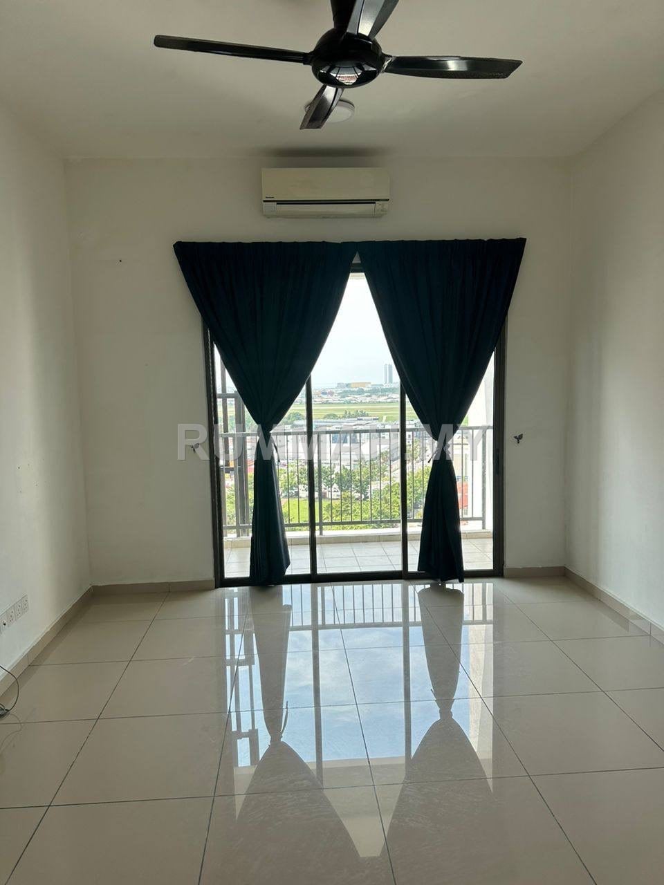 3-bedroom condo in Bayan Lepas, Penang for sale - Tree Sparina @ Bayan Lepas,  1130sft 2CP