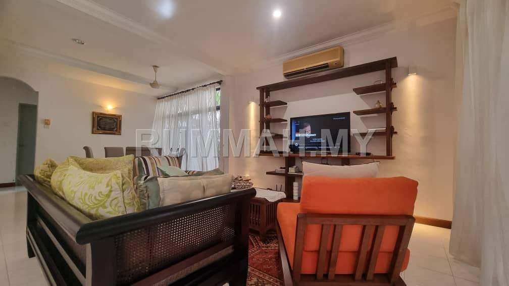 4-bedroom house in Batu Ferringhi, Penang for sale - Batu Ferringhi 2 Storey Semi D ; Renovated ; Well Maintained Unit ; Landscape Garden