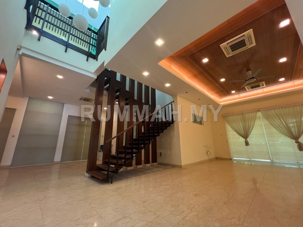 6-bedroom house in Pulau Tikus, Penang for sale - Solok Brook Bungalow , Georgetown
