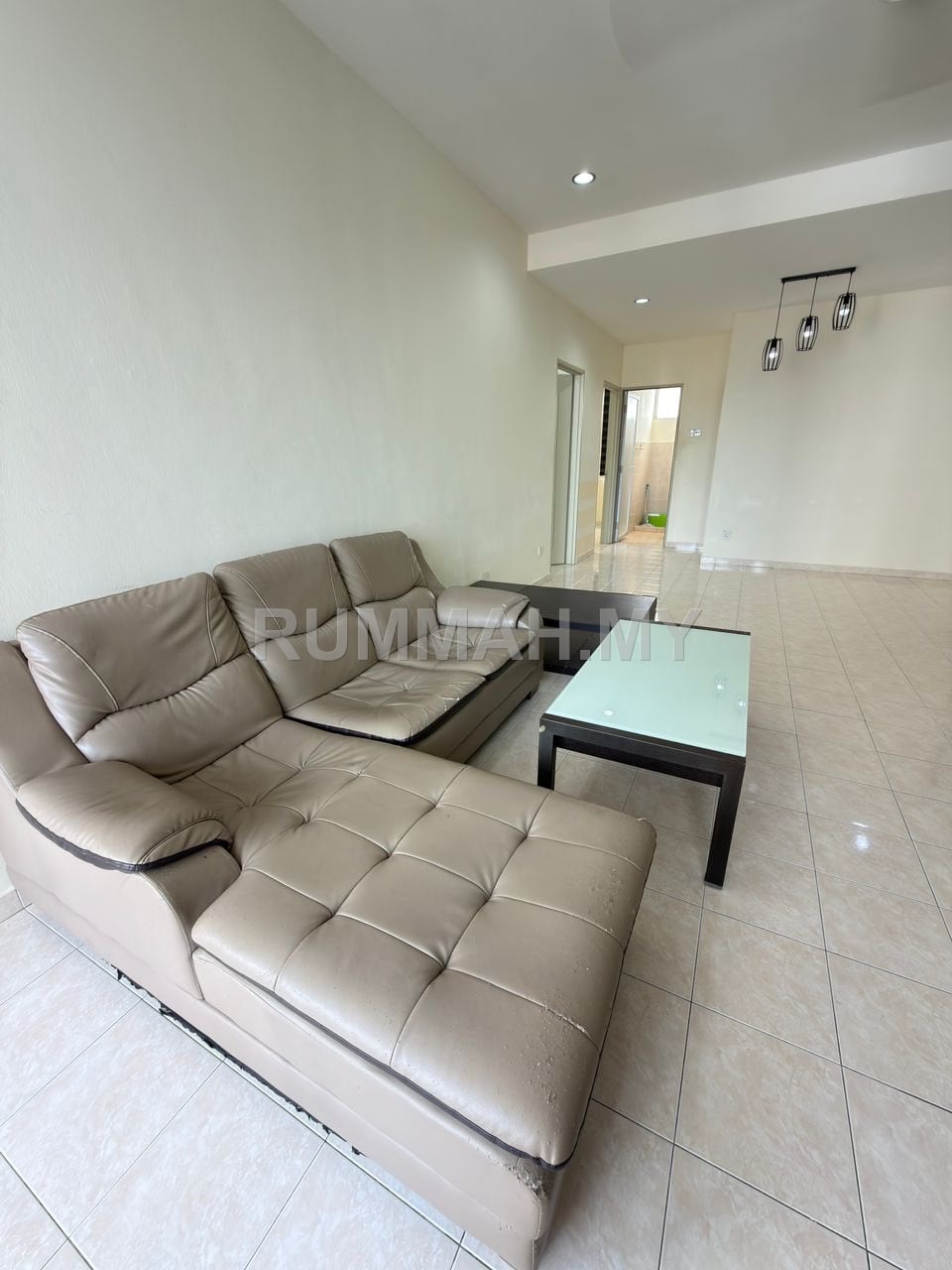 3-bedroom condo in Batu Ferringhi, Penang for sale - Below market value Coastal Tower batu ferringhi corner unit hill view 