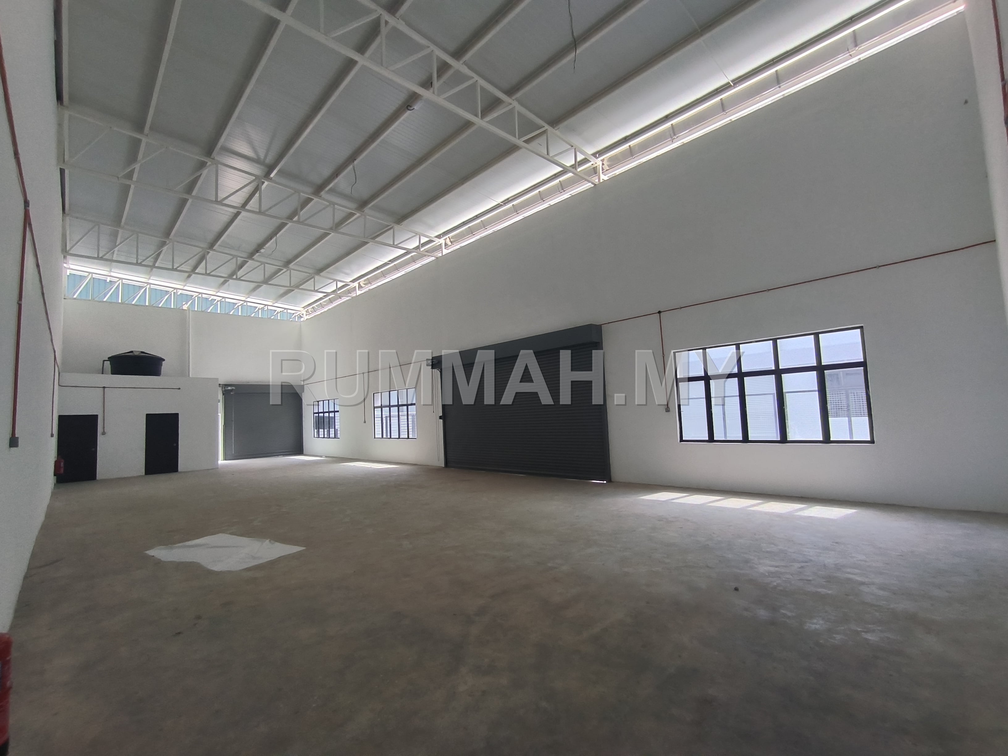industrial in Valdor, Penang — photo 3