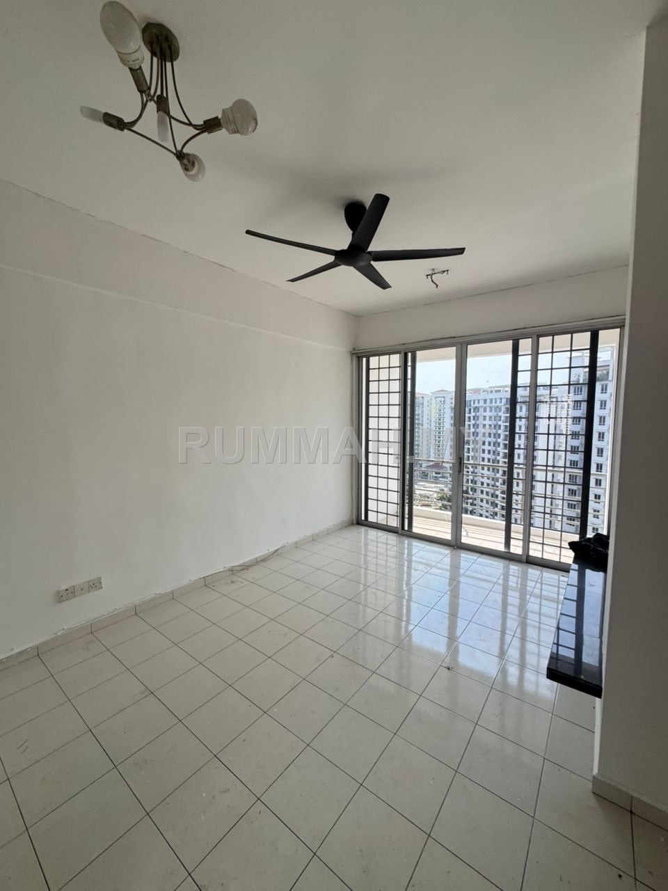 Putra Place @ Bayan Lepas, 2 Car Parks , Pool View