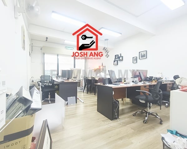 commercial in Jelutong, Penang for sale - H2O in Jelutong 792sf Premier Location for Office Space & Retails Space 