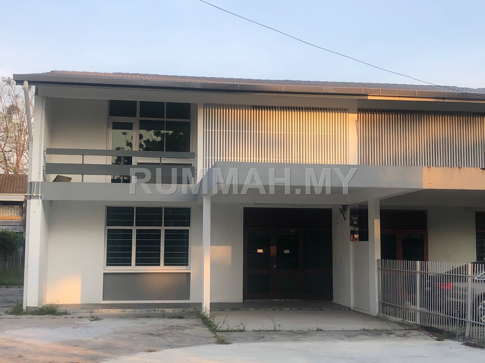 9-bedroom house in George Town, Penang for sale - 2 Storey Semi-Detached @ Jalan Berek For Sale