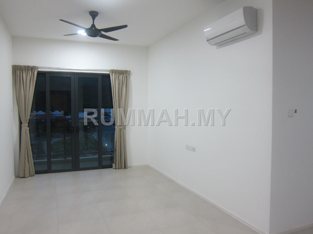 3-bedroom condo in Tanjung Tokong, Penang for sale - Mira Residence @ Tanjung Bungah For Sale
