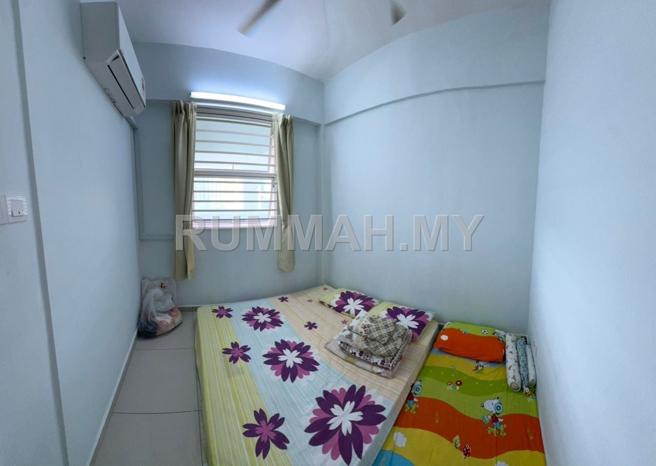 condo in Gelugor, Penang — photo 7